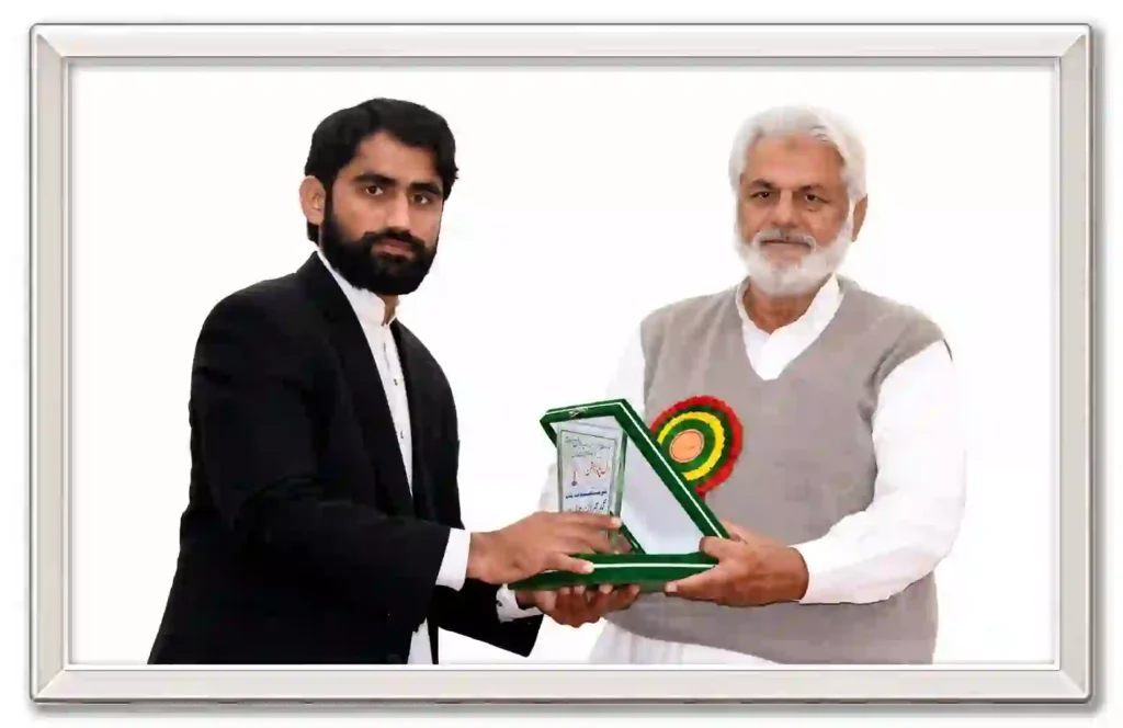 Posion Holder Students Jamia Ul Uloom Multan