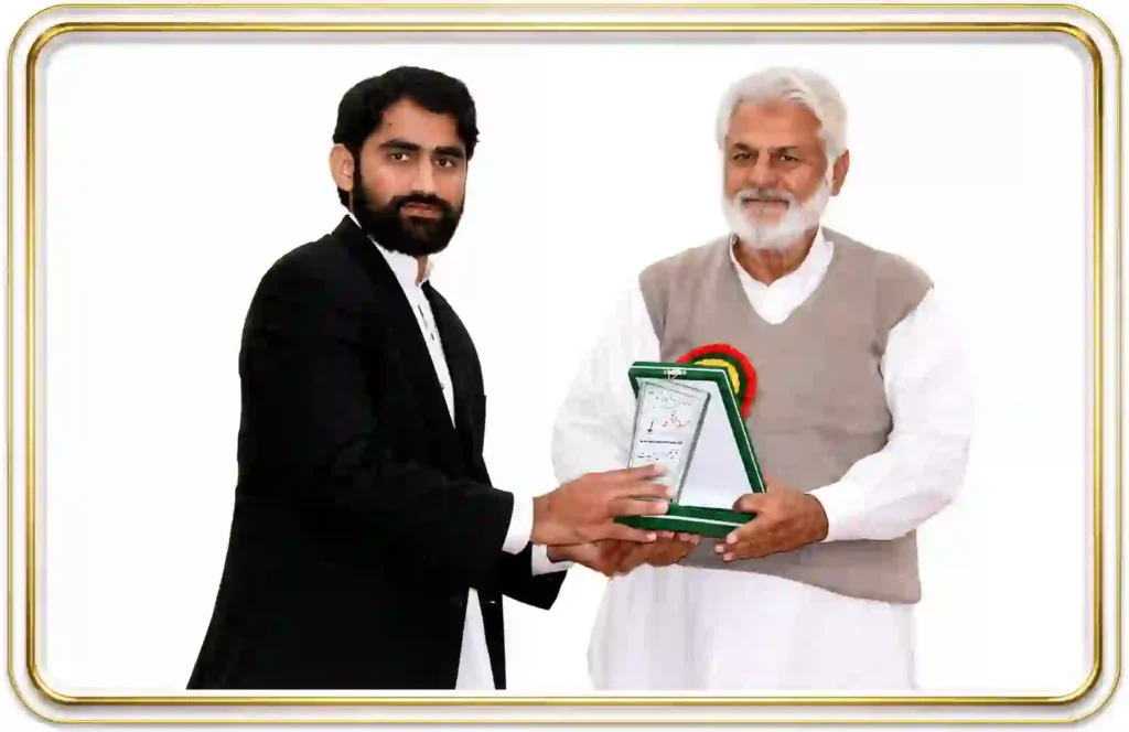 Posion Holder Students Jamia Ul Uloom Multan